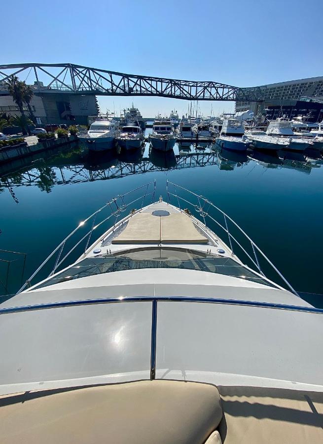 מלון סנט אדריה דה בסוס Yacht In Barcelona מראה חיצוני תמונה