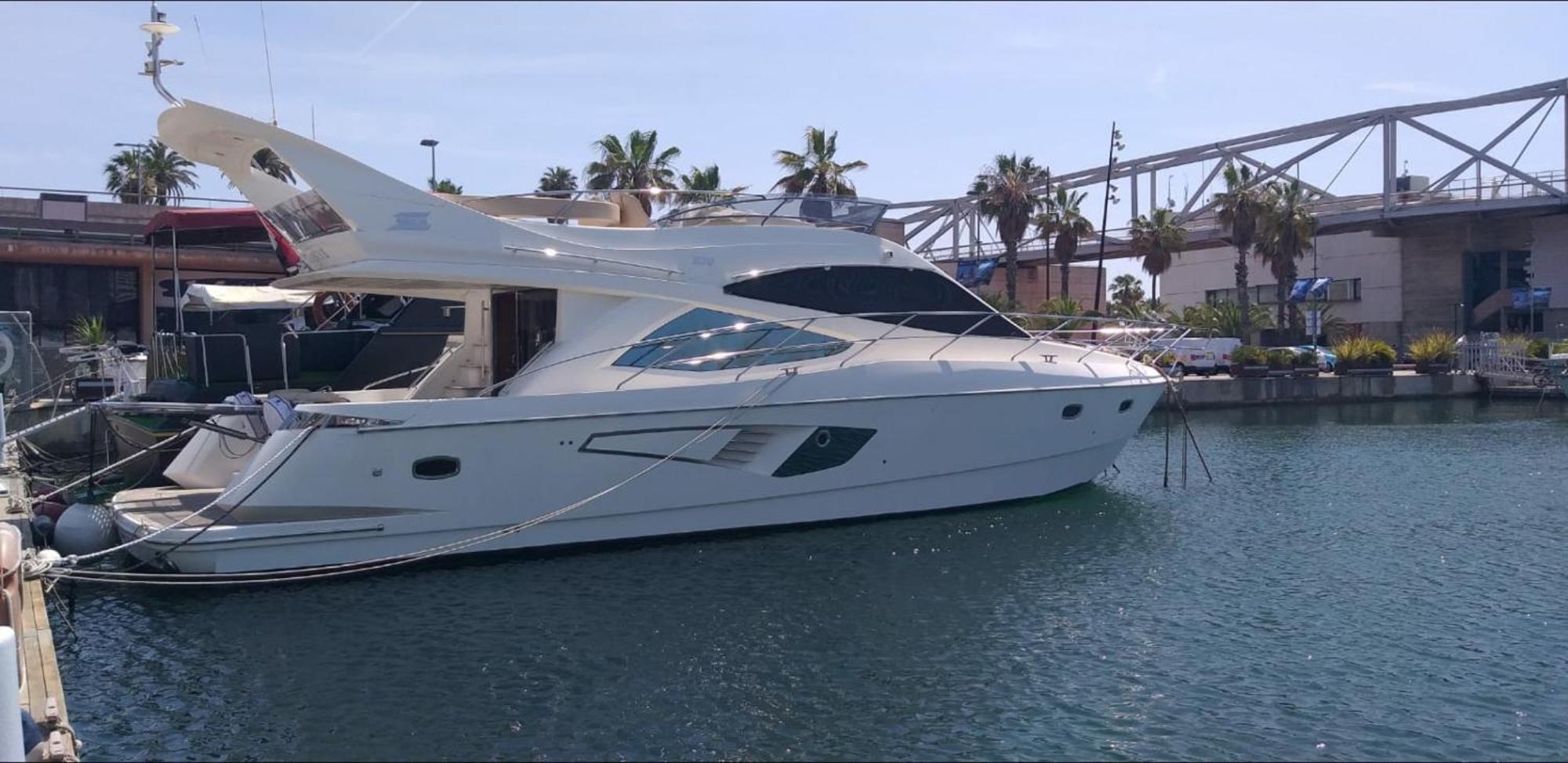 מלון סנט אדריה דה בסוס Yacht In Barcelona מראה חיצוני תמונה