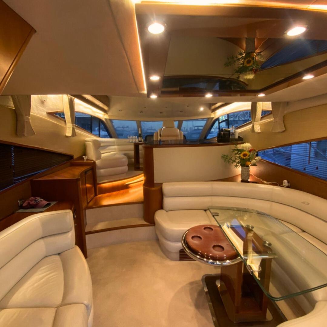 מלון סנט אדריה דה בסוס Yacht In Barcelona מראה חיצוני תמונה